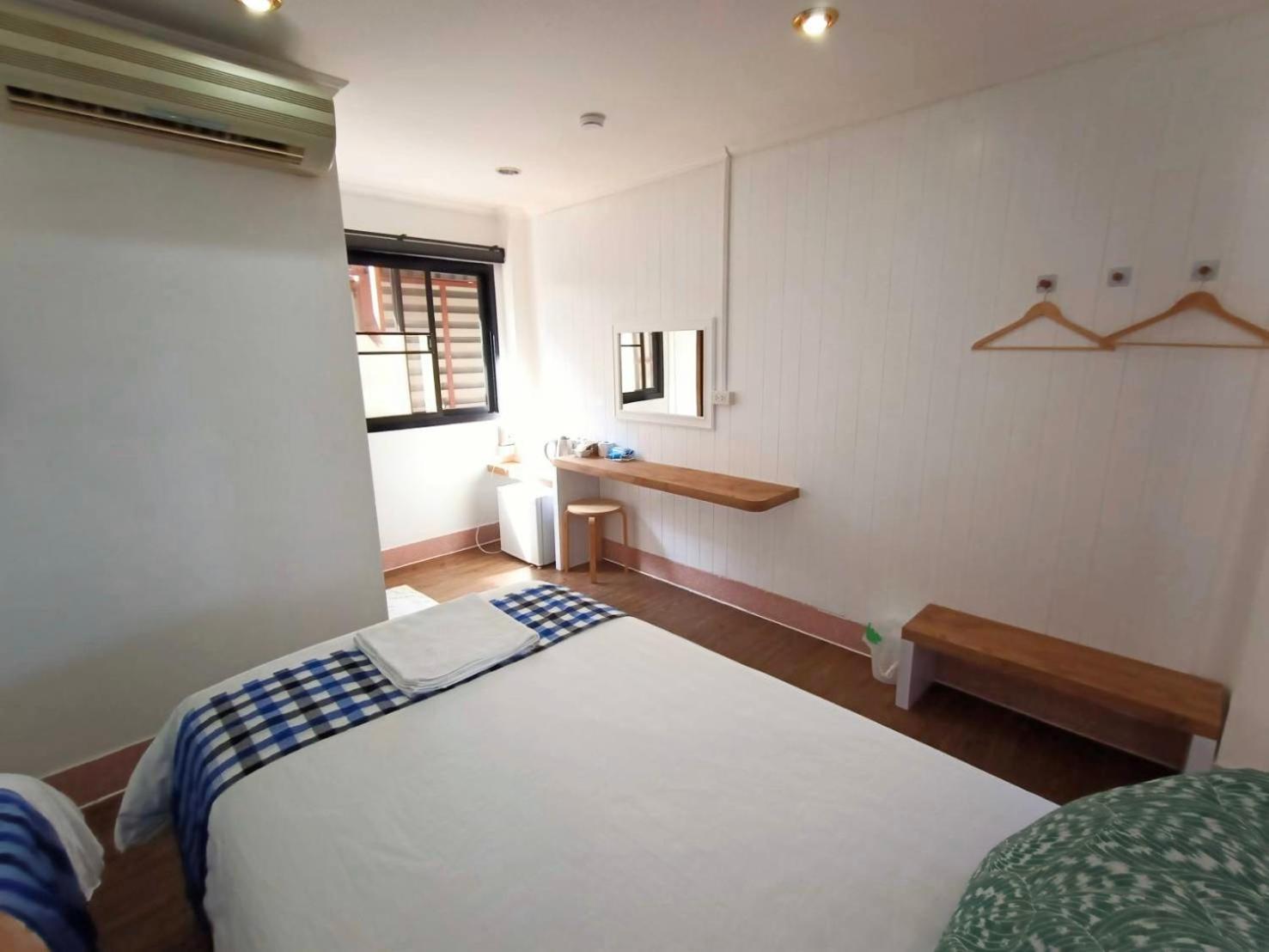 Lamoon Boutique Hotel Супханбури Номер фото